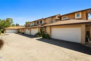 22914 Banyan Pl, Saugus, CA 91390 - Photo 3