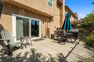 22914 Banyan Pl, Saugus, CA 91390 - Photo 15