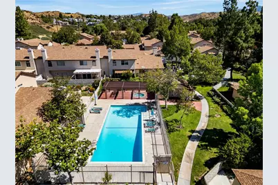 22914 Banyan Pl #201, Saugus, CA 91390 - Photo 33