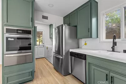 8851 Keokuk, Winnetka, CA 91306 - Photo 9