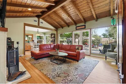 22654 Collins Street, Woodland Hills, CA 91367 - Photo 3