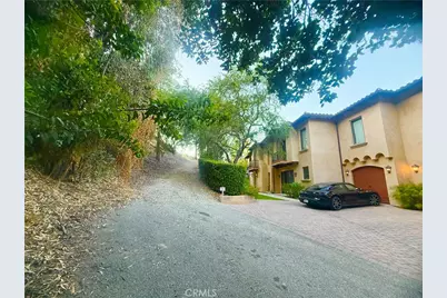 4551 Lindley Avenue, Tarzana, CA 91356 - Photo 1