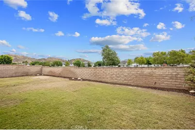 20862 Alaminos, Saugus, CA 91350 - Photo 37