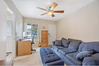 20862 Alaminos, Saugus, CA 91350 - Photo 19