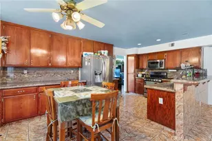 6225 Galanos Ct, Bakersfield, CA 93313 - Photo 13