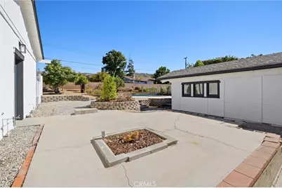 450 W Loop, Camarillo, CA 93010 - Photo 17