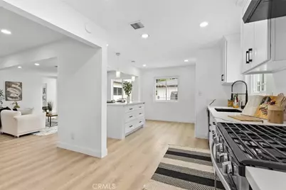 9246 Manzanar, Downey, CA 90240 - Photo 9
