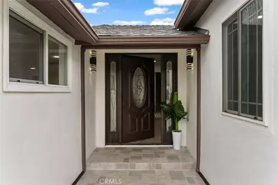 9246 Manzanar, Downey, CA 90240 - Photo 3