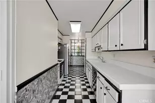 1340 S Beverly Glen Blvd, Los Angeles, CA 90024 - Photo 9