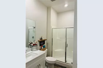 20578 Galloway Drive, Saugus, CA 91350 - Photo 13