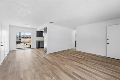 16114 Valeport, Lancaster, CA 93535 - Photo 9