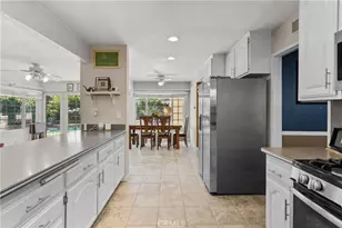 25631 Bellerive, Valencia, CA 91355 - Photo 19