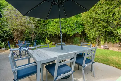 6900 Bianca, Lake Balboa, CA 91406 - Photo 23