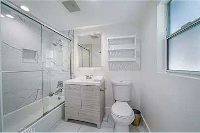 5143 Newcastle Avenue, Encino, CA 91316 - Photo 13