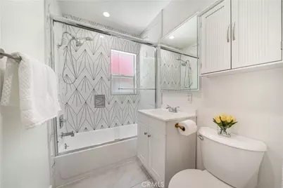 5143 Newcastle Avenue, Encino, CA 91316 - Photo 17