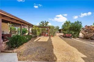 10042 Ave S12, Littlerock, CA 93543 - Photo 29