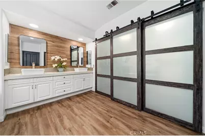 5919 County Oak Road, Woodland Hills, CA 91367 - Photo 25