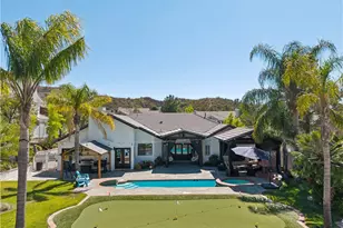 15263 Saddleback, Canyon Country, CA 91387 - Photo 7