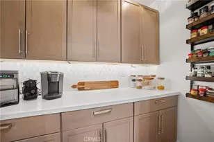15263 Saddleback, Canyon Country, CA 91387 - Photo 21
