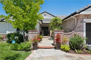 15263 Saddleback, Canyon Country, CA 91387 - Photo 5