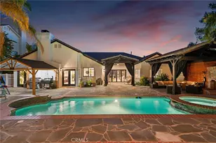 15263 Saddleback, Canyon Country, CA 91387 - Photo 9