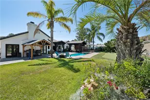 15263 Saddleback, Canyon Country, CA 91387 - Photo 13
