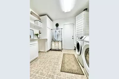 26261 Veva, Calabasas, CA 91302 - Photo 31
