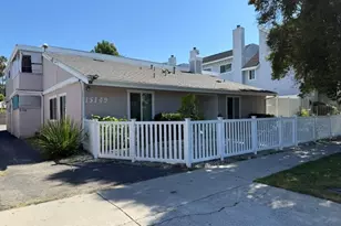 15149 Victory Blvd, Van Nuys, CA 91411 - Photo 1