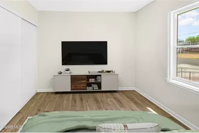44503 Fern Avenue, Lancaster, CA 93534 - Photo 11