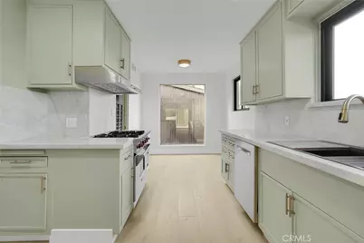 5631 Park Oak Place, Los Angeles, CA 90068 - Photo 21