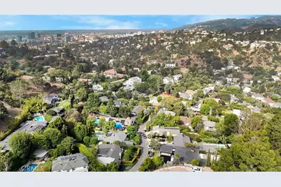 5631 Park Oak Place, Los Angeles, CA 90068 - Photo 39