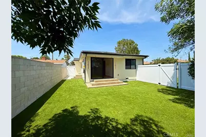 22130 Gault Street, Canoga Park, CA 91303 - Photo 47