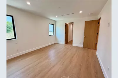 22130 Gault Street, Canoga Park, CA 91303 - Photo 15