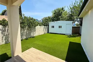 22130 Gault St, Canoga Park, CA 91303 - Photo 19