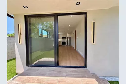 22130 Gault Street, Canoga Park, CA 91303 - Photo 45