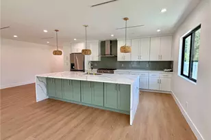 22130 Gault St, Canoga Park, CA 91303 - Photo 3