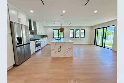 22130 Gault Street, Canoga Park, CA 91303 - Photo 3