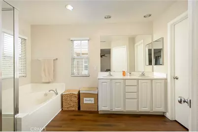28215 Clementine Drive, Saugus, CA 91350 - Photo 9