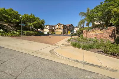 28215 Clementine Drive, Saugus, CA 91350 - Photo 33