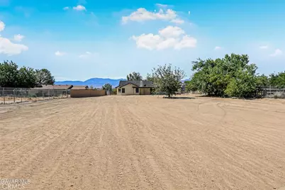16815 Jubilee Trail, Palmdale, CA 93591 - Photo 25
