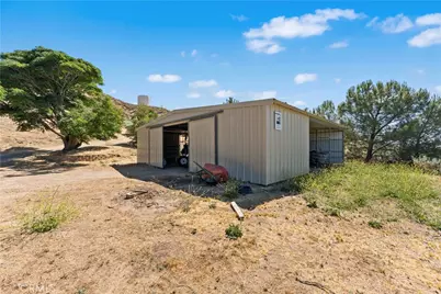 9715 Northside, Leona Valley, CA 93551 - Photo 15
