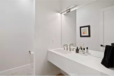 15547 Valley Vista Boulevard, Encino, CA 91436 - Photo 55