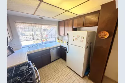 23334 S Vermont Avenue, Torrance, CA 90502 - Photo 9