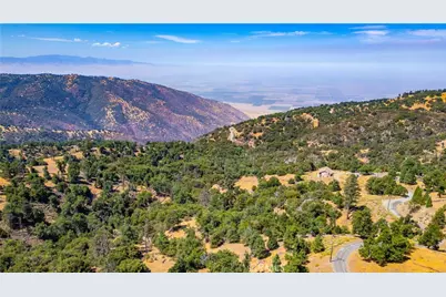 29600 Goldspike Road, Tehachapi, CA 93561 - Photo 37