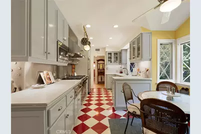 4978 Natoma Avenue, Woodland Hills, CA 91364 - Photo 21