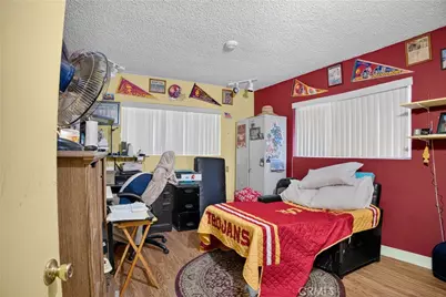 16042 Kittridge, Van Nuys, CA 91406 - Photo 19
