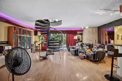 16042 Kittridge, Van Nuys, CA 91406 - Photo 5