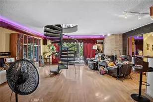16042 Kittridge, Van Nuys, CA 91406 - Photo 5