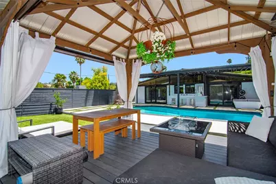 22253 Flanco Road, Woodland Hills, CA 91364 - Photo 43