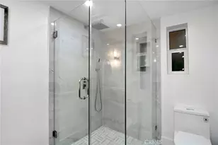 22253 Flanco Rd, Woodland Hills, CA 91364 - Photo 29
